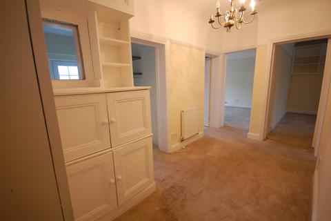 2 bedroom flat to rent, Kew Road, Richmond TW9