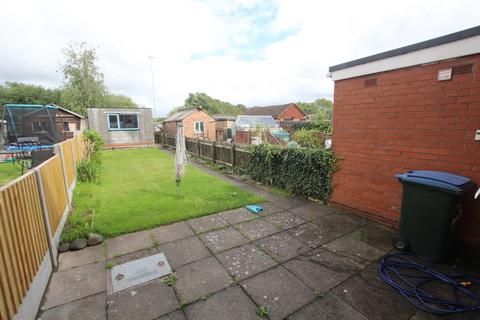 2 bedroom terraced house to rent, Sewall Highway, Coventry