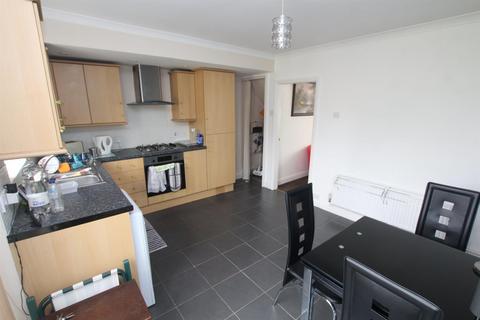 2 bedroom terraced house to rent, Sewall Highway, Coventry