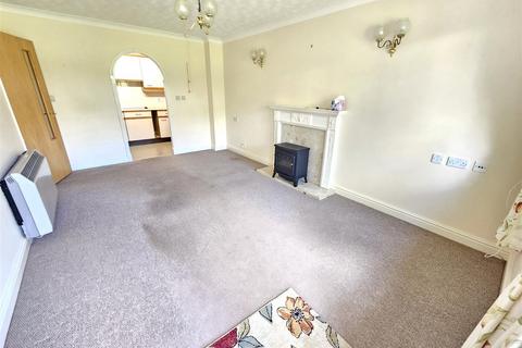 1 bedroom retirement property for sale, Parkwood Road, Tavistock