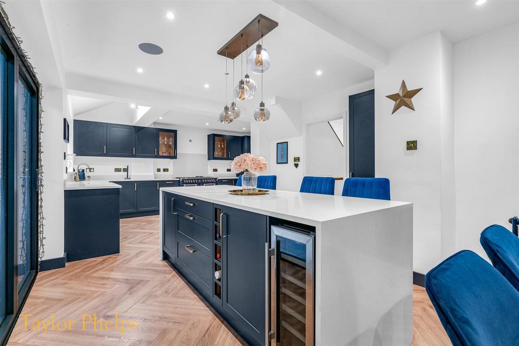 Internal-13.jpg