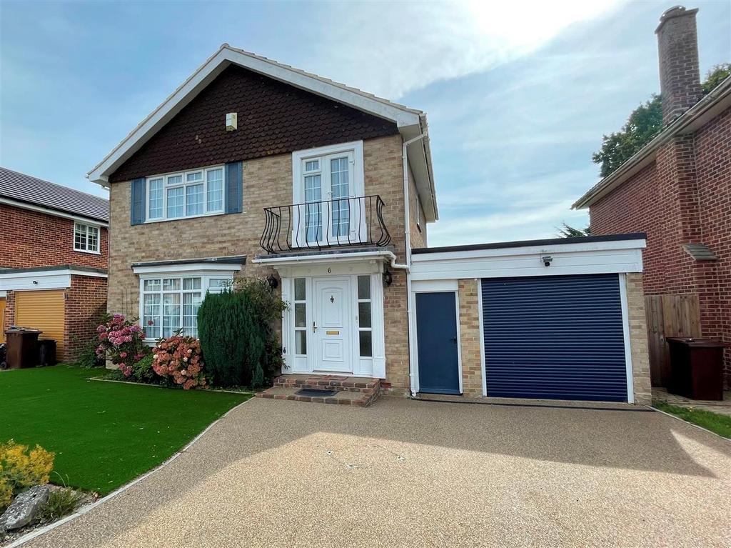 Stacey Road, Hildenborough TN10 4 bed detached house for sale £650,000