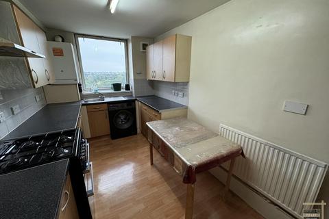 2 bedroom flat to rent, Broomcroft Avenue, NORTHOLT UB5