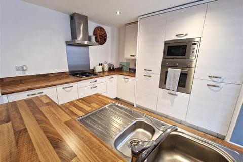 44 Comet Crescent, Calne, SN11 8FT