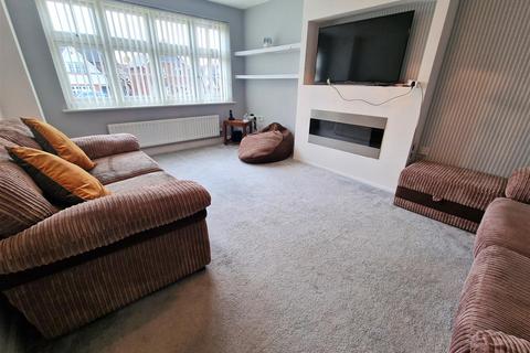 44 Comet Crescent, Calne, SN11 8FT