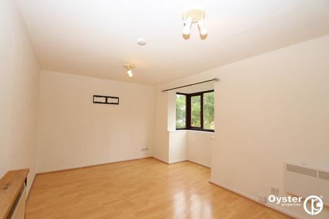 1 bedroom flat to rent, Falcon Way, Fieldfare Court, NW9