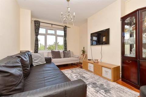 2 bedroom apartment for sale, West Street, Carshalton, Surrey