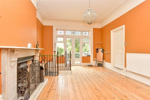 2 bedroom ground floor flat for sale, Upper Grosvenor Road, Tunbridge Wells, Kent