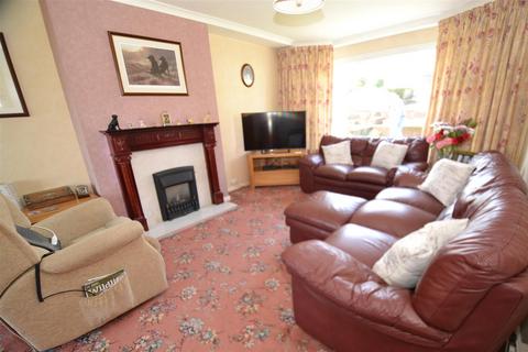 3 bedroom semi-detached house for sale, Lytham Drive, Queensbury