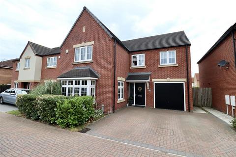 4 bedroom detached house for sale, Londesborough Road, Market Weighton, York