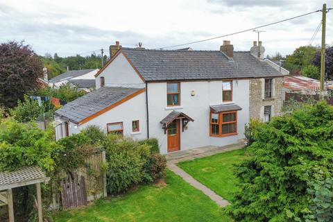 3 bedroom cottage for sale, Farm Road, Ruardean GL17