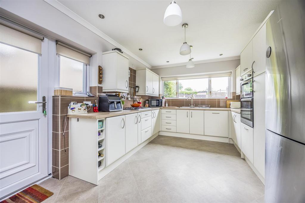 1 B Glebe Park Avenue, Bedhampton-Portico Marketing-