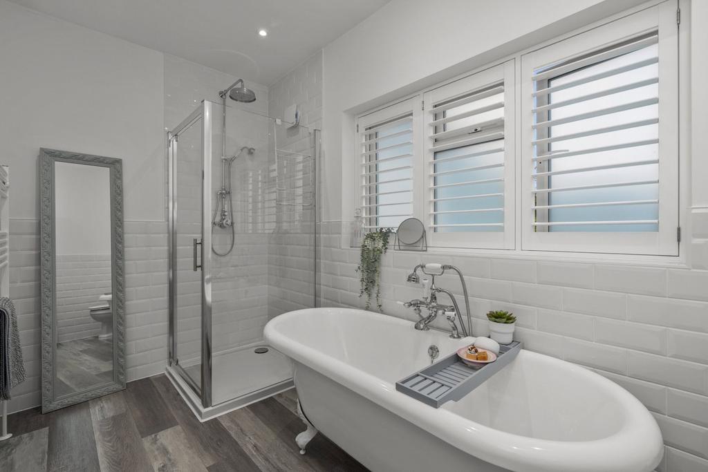 Ensuite Bathroom
