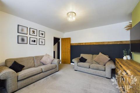 3 bedroom semi-detached house for sale, The Oval, Middlesbrough