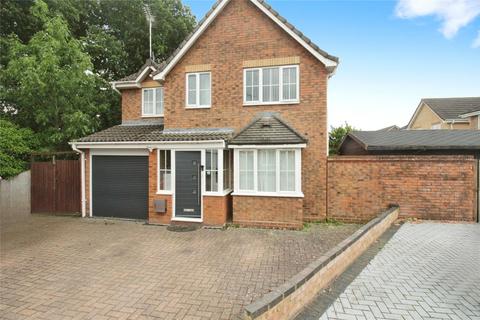 4 bedroom detached house to rent, Glenwood Gardens,, Langdon Hills, Basildon, SS16