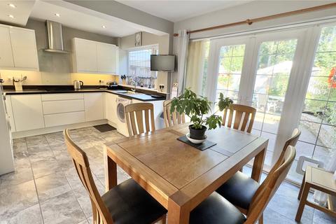 26 Carlton Close, Parkgate, Neston, CH64 6TD
