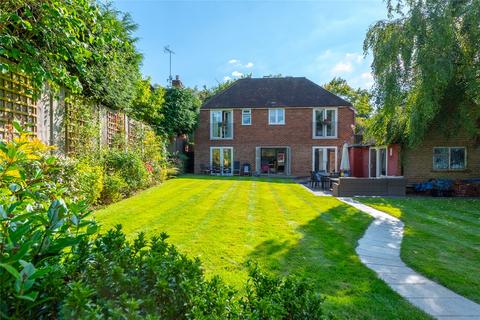 5 bedroom detached house for sale, Reading Road, Berkshire RG41