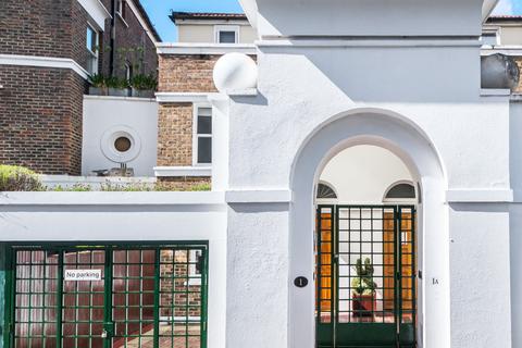 3 bedroom mews for sale, Compton Avenue, Canonbury, Islington, London