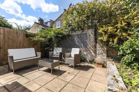 3 bedroom maisonette for sale, Barnard Road, Battersea, London