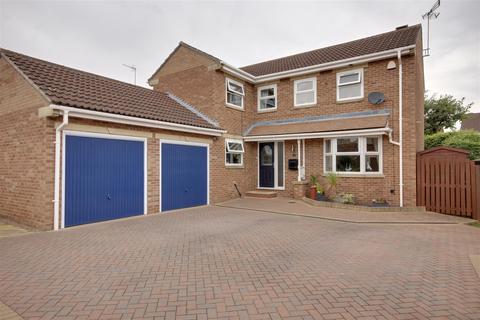 4 bedroom house for sale, Richmond Way, Beverley