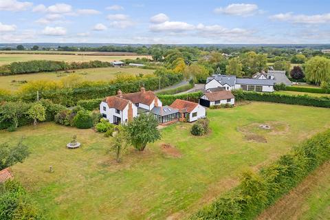 4 bedroom cottage for sale, King Street, High Ongar