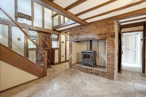 4 bedroom cottage for sale, King Street, High Ongar