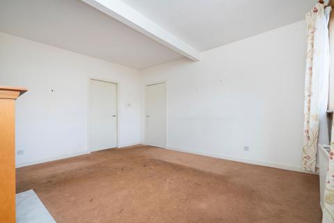 8 Fraser Grove, Edinburgh, EH5 2AL