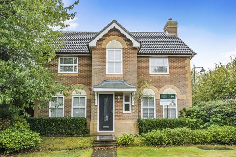 4 bedroom detached house for sale, Stirling Road, West Malling, ME19