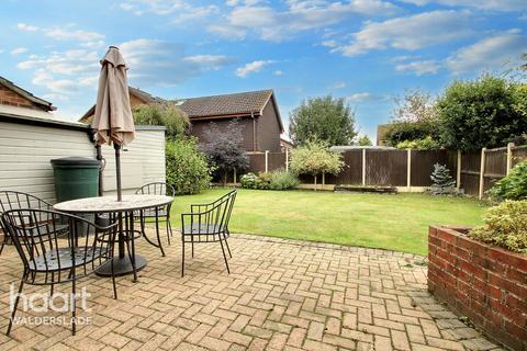 2 Barling Close, Chatham, ME5 9RL