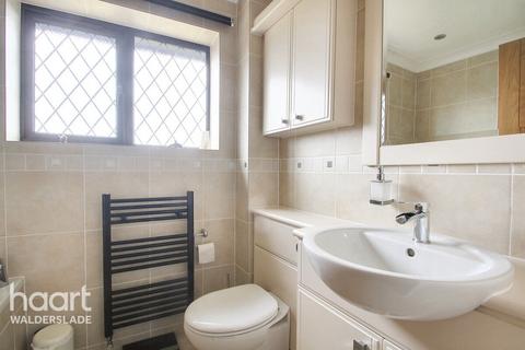 2 Barling Close, Chatham, ME5 9RL