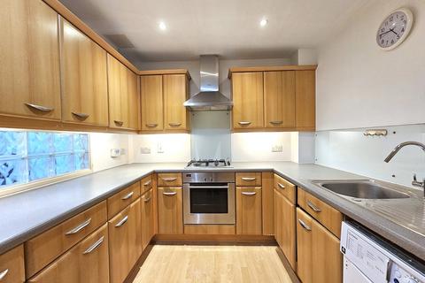 2 bedroom flat for sale, Ash Tree Court, East Finchley, N2