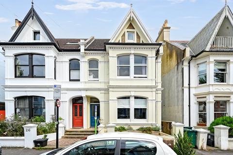 2 bedroom ground floor flat for sale, Lancaster Road, Brighton, BN1