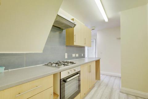 2 bedroom apartment for sale, West Street, Southend-on-sea, SS2