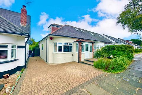 3 bedroom semi-detached bungalow for sale, Kinloch Drive, London NW9