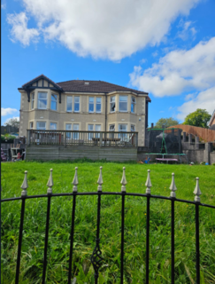 4 bedroom house to rent, Ladybank Drive, Glasgow G52