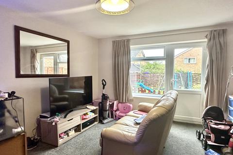 2 bedroom semi-detached house for sale, Westmoors, Ashford, Kent