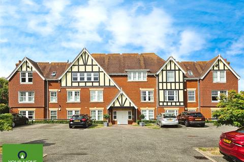 2 bedroom flat for sale, Foreland Heights, Kent CT10