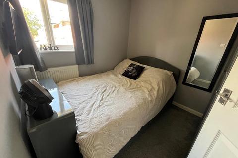 1 bedroom flat for sale, Brook Drive, Stevenage, Hertfordshire, SG2 8TR