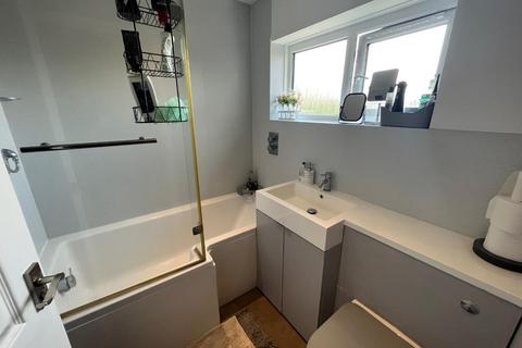 43 Brook Drive, Stevenage, SG2 8TR