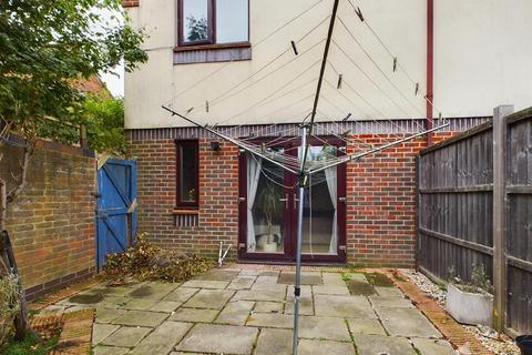 36 Copshall Close, Harlow, CM18 7LJ