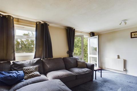 16 Mercers, Harlow, CM19 5PN