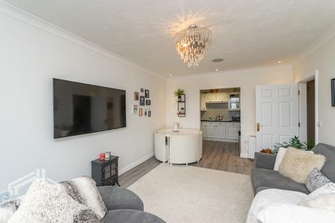 2 bedroom flat for sale, Blacksmith Row, Lytham St Annes, Lancashire