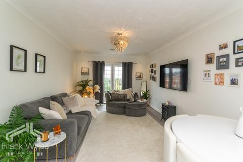 2 bedroom flat for sale, Blacksmith Row, Lytham St Annes, Lancashire