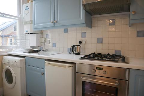 2 bedroom apartment to rent, 46 Manor Park, Bristol BS6