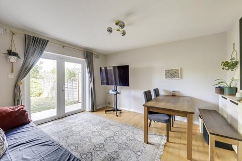 2 bedroom mews for sale, Melbourne Mews, Catford, London, SE6