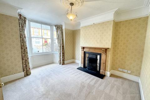 4 bedroom house to rent, Salisbury Street, Taunton TA2