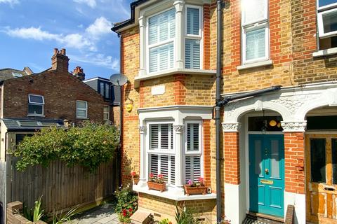 3 bedroom end of terrace house for sale, Sportsbank Street, Catford, London, SE6