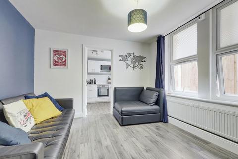 66a Heygate Avenue, Southend-on-sea, SS1 2AR