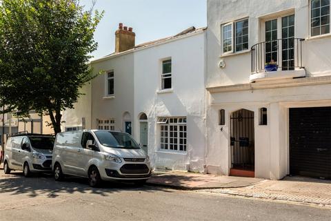 3 bedroom terraced house for sale, Sudeley Place, Brighton BN2