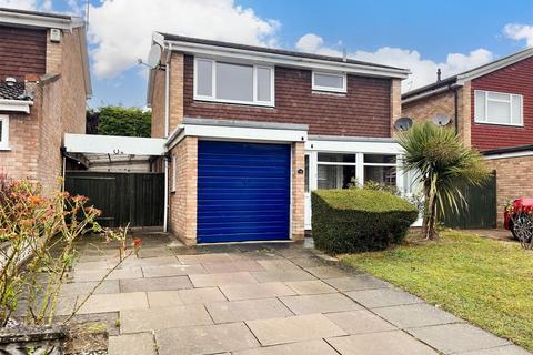 3 bedroom detached house for sale, Istead Rise, Gravesend, Kent